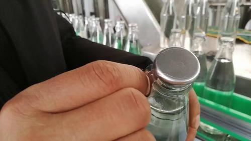 玻璃瓶装水灌装机